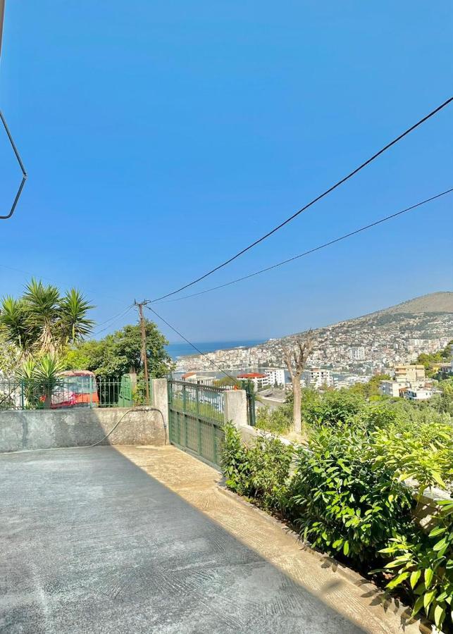 Amar Apartments Sarandë Esterno foto